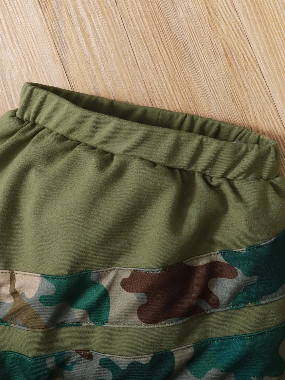 Kinder-Camouflage-Top- und Hosen-Set