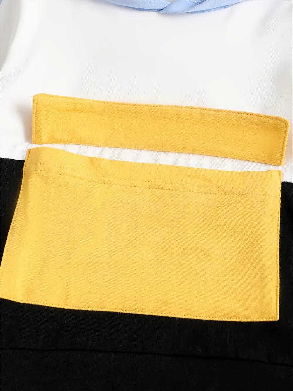 Kinder-Farbblock-Hoodie- und Hosen-Set.