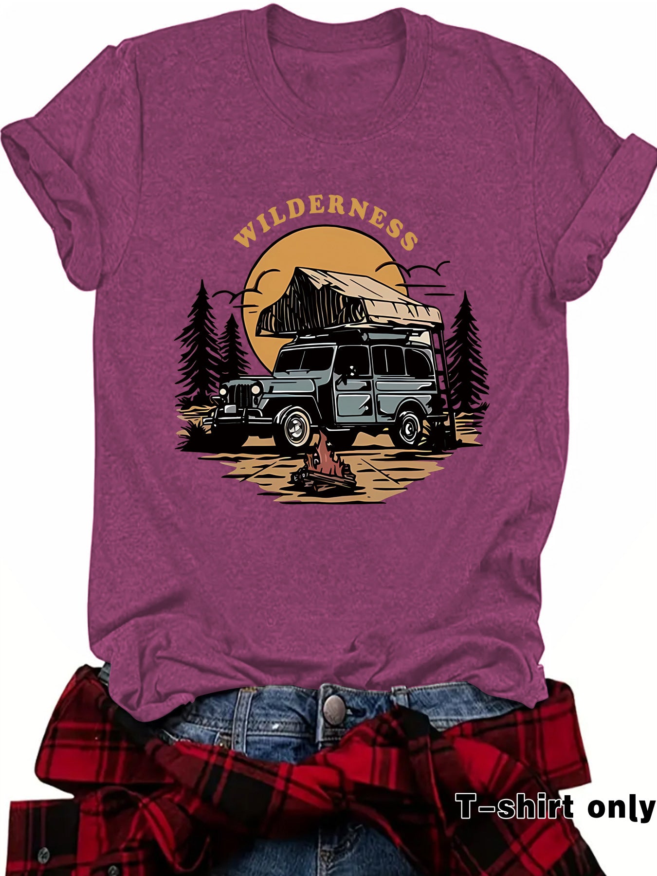 Kurzarm-T-Shirt „WILDERNESS“ – Camping & Fahrzeug-Motiv