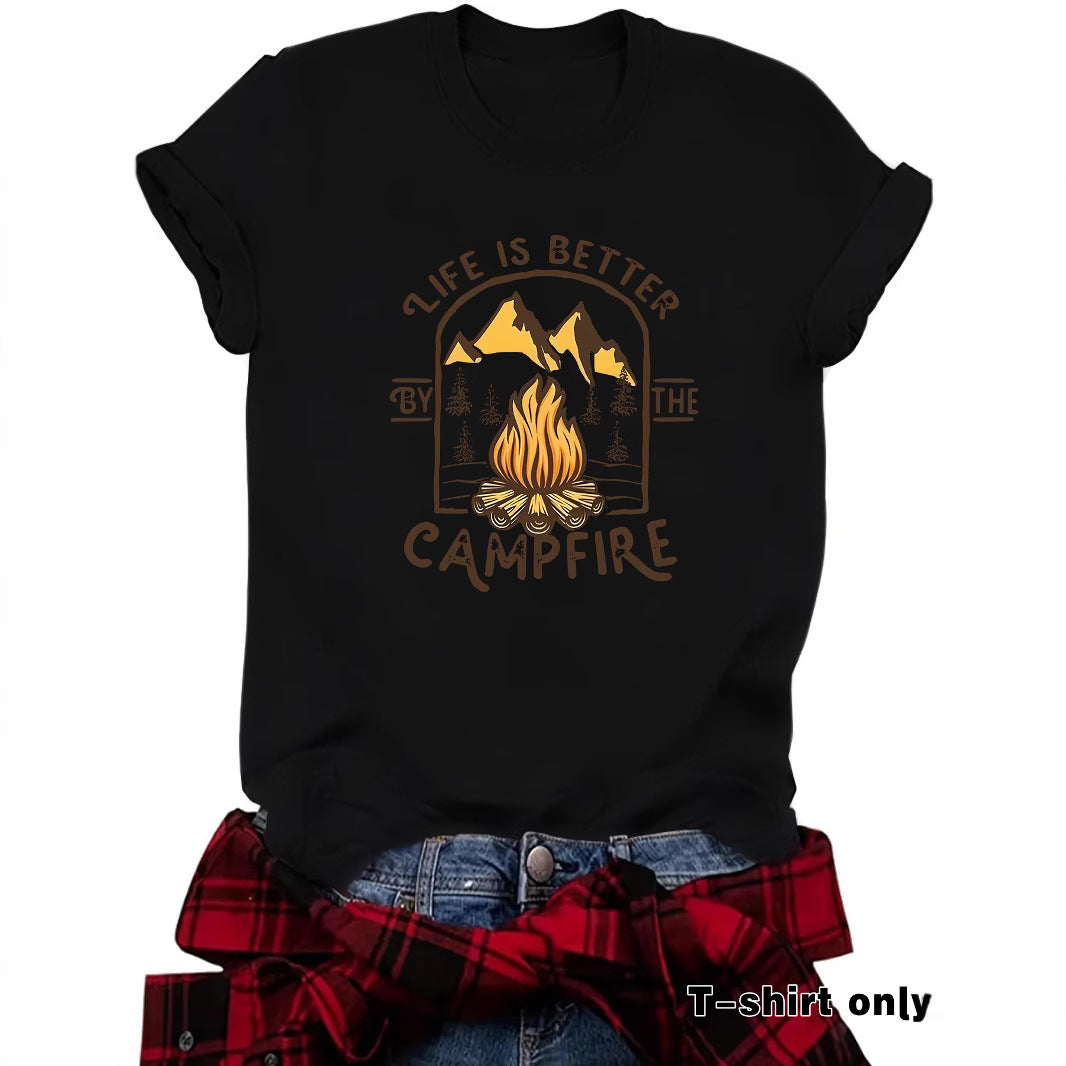 Kurzärmeliges Shirt mit Camping-Motiv