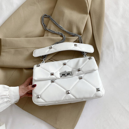 Trendige Damen-Handtasche mit Struktur-Optik – modern & alltagstauglich