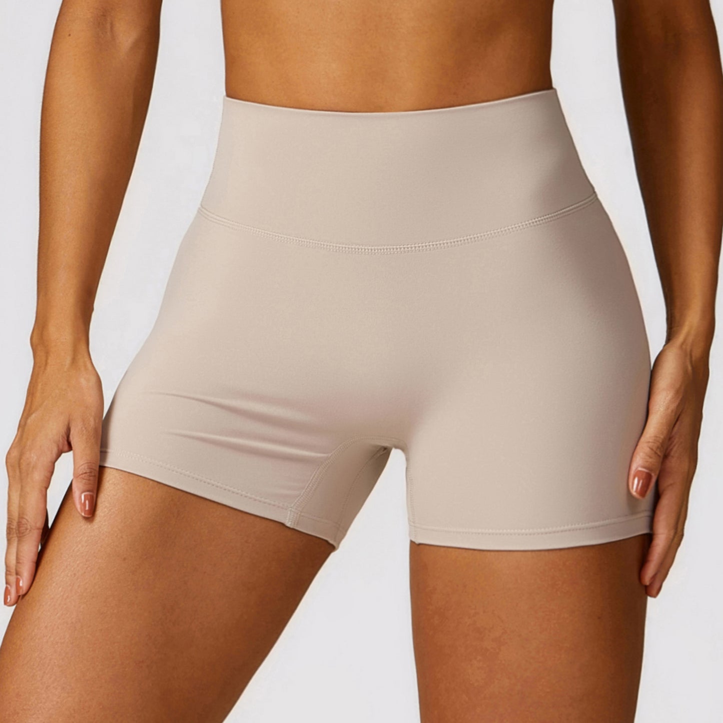 Gebürstete High-Waist Yoga-Shorts – bauchformend, Po-liftend (Peach-Effekt), eng anliegend, ideal zum Laufen & fürs Fitness-Training