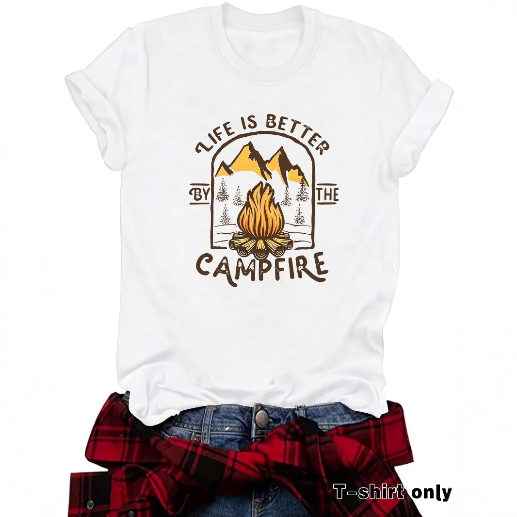 Kurzärmeliges Shirt mit Camping-Motiv