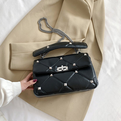 Trendige Damen-Handtasche mit Struktur-Optik – modern & alltagstauglich