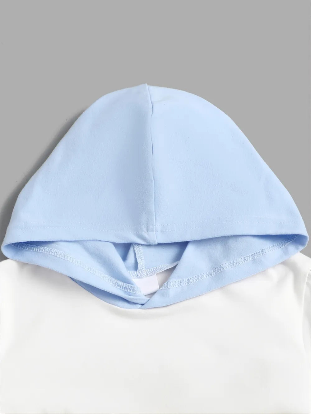 Kinder-Farbblock-Hoodie- und Hosen-Set.